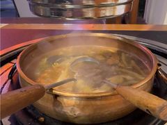 -阿山卓·野生菌火锅·纳西火塘烤肉