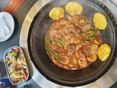 -田家大院东北农家菜铁锅炖(西安总店)
