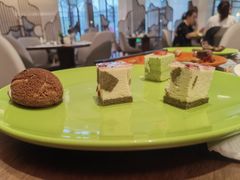 -斑斓西餐厅·自助茶点(高崎机场佰翔花园酒店)