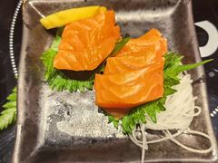 -枝魯枝魯自助料理