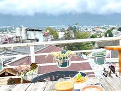 -唐咖精品咖啡(大理古城手冲店)