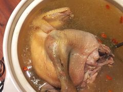 铁皮石斛土鸡汤-汇璟•海鲜青岛菜