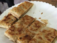 -溢心园香河肉饼总店