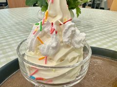 鲜奶冰淇淋-迎宾楼(解放西街店)