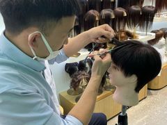 -LAQUEEN 时尚健康假发(万象城总店)