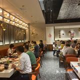 就这饭店的人气🔥真服气[强]