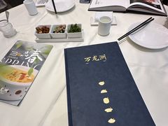 -万龙洲海鲜(大兴绿地缤纷城店)