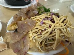 -闫家驴肉老店(华电一校店)
