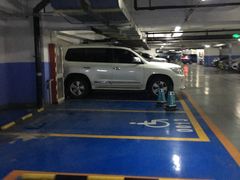 -中关村e世界-停车场