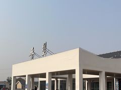 -平望服务区·停车场