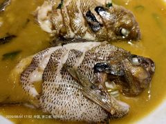 百年烧溪鱼-渔沧米缸·绍兴美食(万达店)
