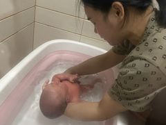 -家家月嫂育婴师育儿嫂(龙岗直营店)