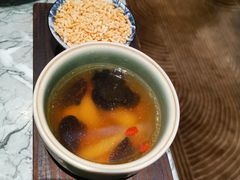 松茸鸡汤-萬國春·中菜馆(颐和公馆店)
