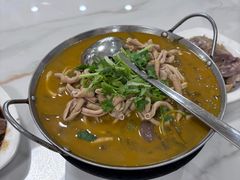 -余杨鸭鸭餐厅