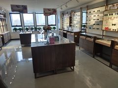 -视野联行眼镜(西站中天健广场店)