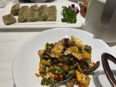 -东方红酒楼(知春路店)