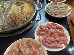 -苟味道老火锅(黄桷坪店)