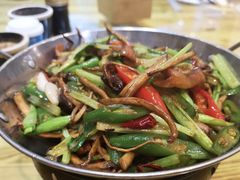 压锅菜-张记焖窑·十五年专注焖烤(雍和宫店)