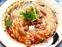 肥肠米线-老地方猫儿面(磁器口店)