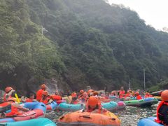 -安吉龙王山峡谷漂流