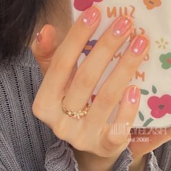 -吉吉靓甲美睫