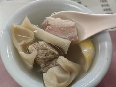 腌笃鲜汤-蘭心餐厅(进贤路店)