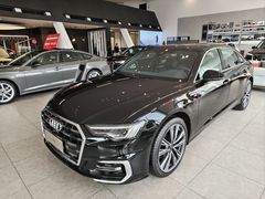 -上海永达奥诚奥迪4S店(申江路店)