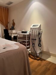 -尊尚柏丽美容SPA