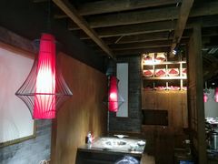 -红九格老火锅(三峡广场店)