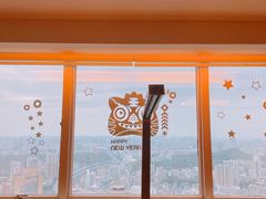 -广州中心皇冠假日酒店·汇点大堂吧
