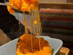 -蜜桃餐厅·伴山(湖滨商业街店)