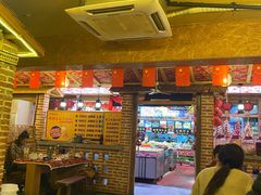 大堂-闯关东东北农家菜(崂山石老人店)