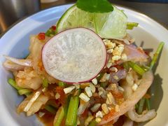 柠檬酸辣无骨凤爪-帕蓝·暹罗料理(曲阳店)