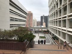 -香港大学