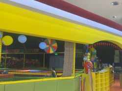 -蹦蹦跳跳(新奥购物中心店)