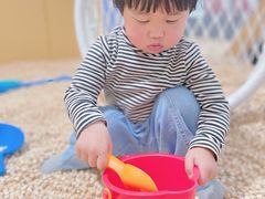 -蓝鲸奇亲子游泳俱乐部