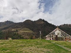 -硗碛藏寨·神木垒景区