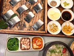 -围炉肉舍•炭烤活鳗•丹东海鲜烤肉(步行街店)