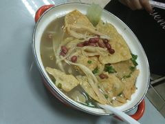 -丽丽三鲜螺蛳粉(田林路店)