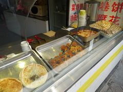 自助取餐区-梅花海棠糕