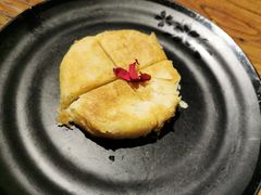 经典玫瑰鲜花饼-茶花妹子云南餐厅(北大店)