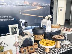 -天津波士信达奔驰4S店(卫津南路店)