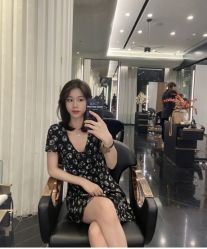 -东秀护肤造型