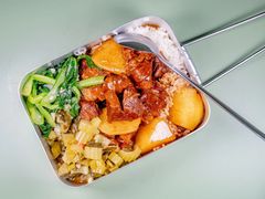 大块牛腩饭-石笨笨·盖浇饭大王(MOMOPARK店)