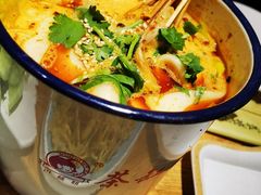 茶缸肚-小核桃品质串店(世茂大道店)