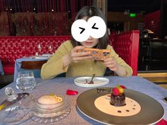 -弦月窗LUNETTE BY AMANDA(复兴路店)