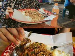 -席娜卡琳火车铁道夜市