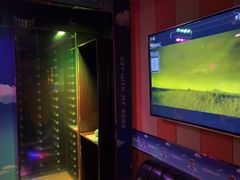 -唱吧麦颂KTV(松江五龙商业广场店)