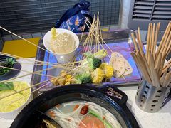 鸳鸯锅-钢管厂歆瑞源油卤串串香(春熙路太古里店)