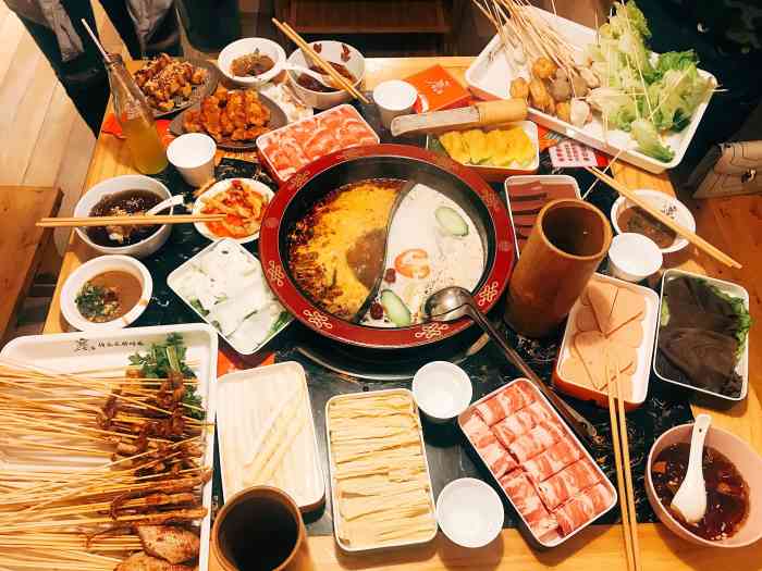 二当家火锅串串(杭州总店)-"下班有点晚了,刚好被朋友叫过来吃火锅,我